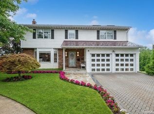 415 Oxford Ct, Cedarhurst, NY 11516