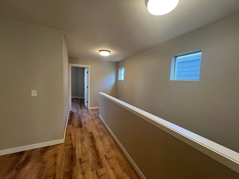 2641 NE 130th Ct — Photo 11