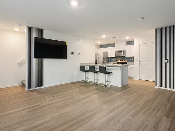 3rd image of 6953 Ashton Ridge St