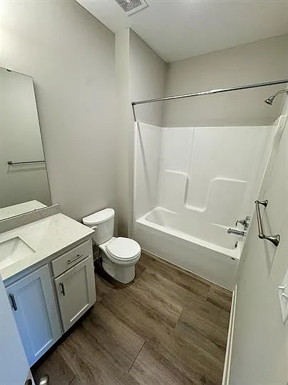 8687 Golden Ln #B — Photo 5