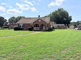 200 Center St, Greenwood, SC 29649