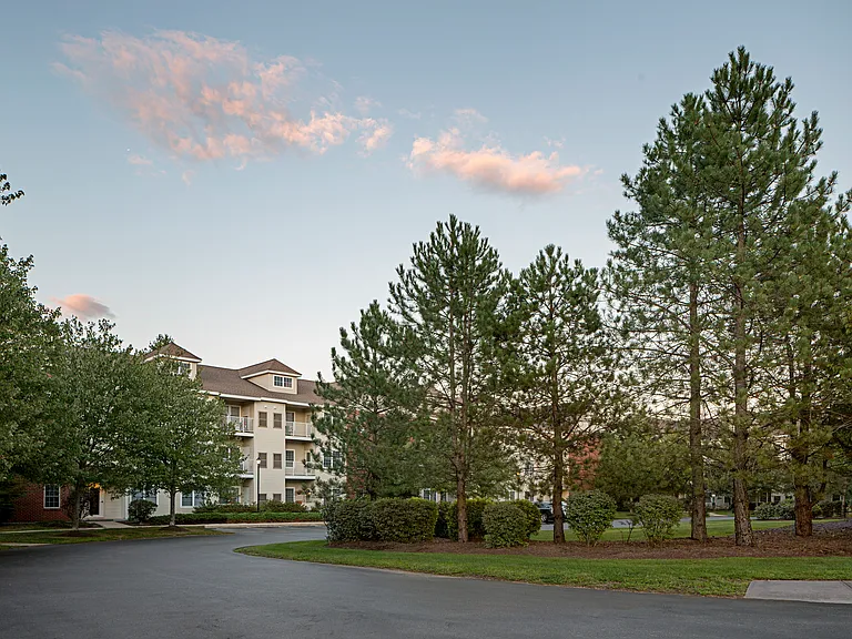 Residences at Tewksbury Commons — Photo 30