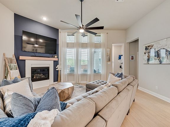 3rd image of 1028 Almond Blossom Cir