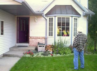 610 Macomb Ave NW, Grand Rapids, MI 49534