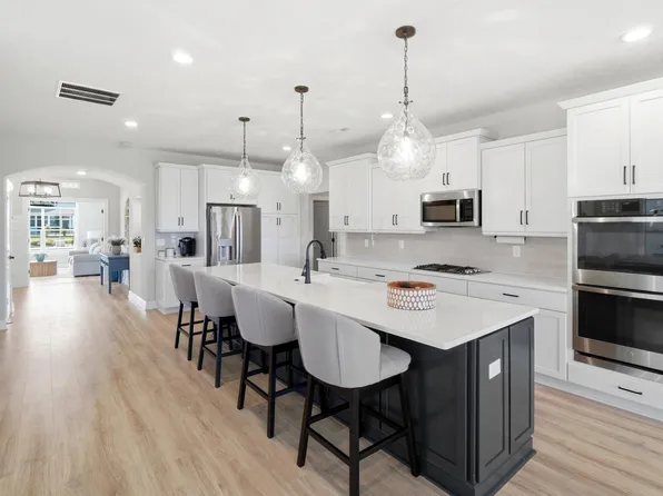 3146 Squier Loop, Powell, OH 43065