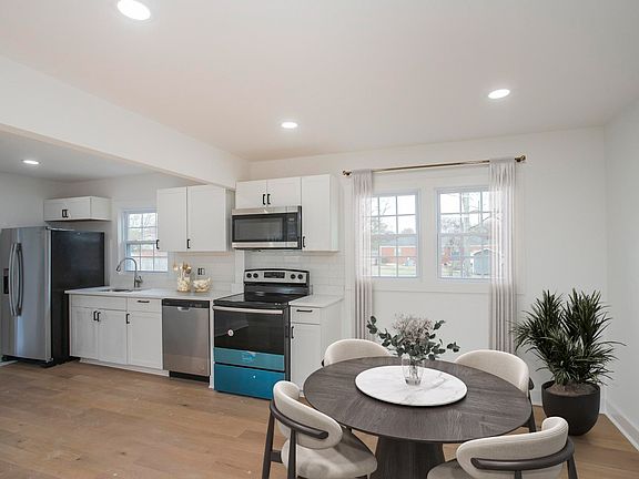 5th image of 621 Martha Ave