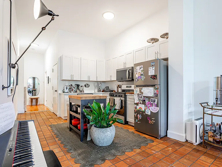 350 Myrtle Ave #2 — Photo 6