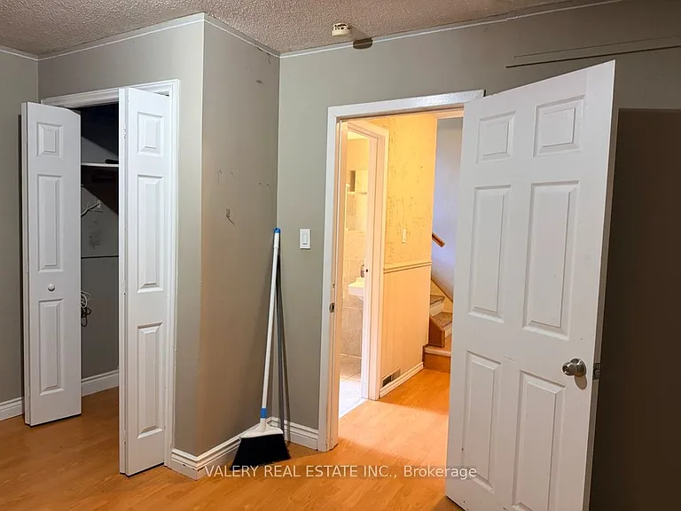 63 Paperbirch Cres #B — Photo 19