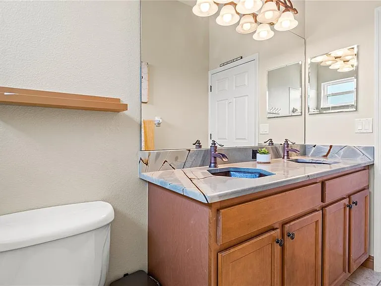 10206 Shooting Star Ct — Photo 33