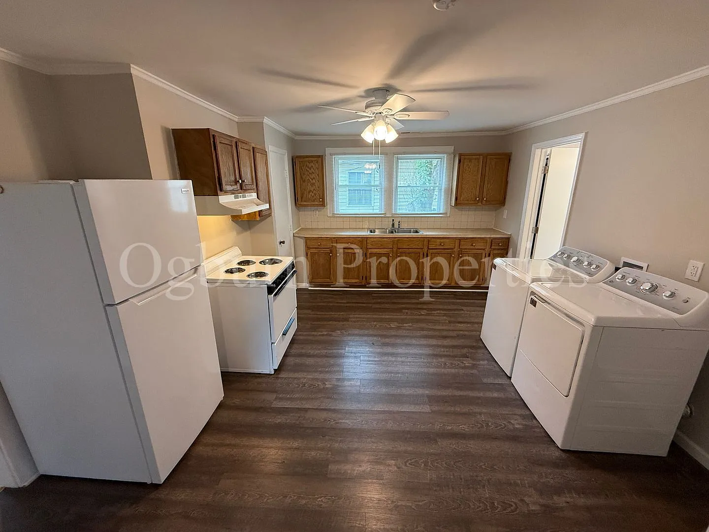 4008 Leo St-2br/1ba-House — Photo 4
