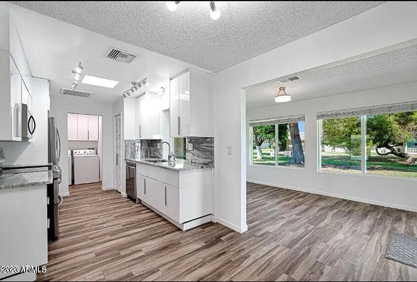 1st image of 13605 N HAWTHORN Drive