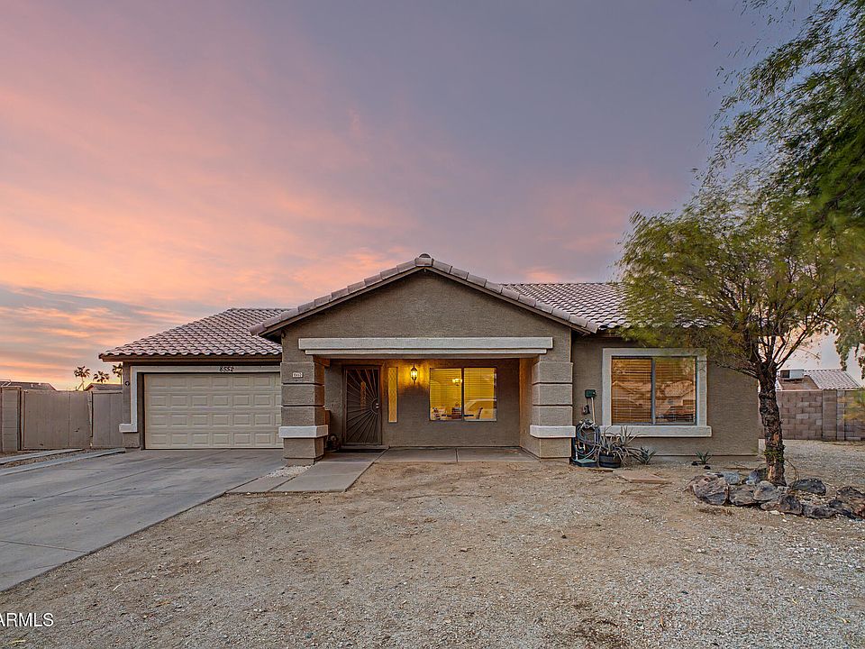 1st image of 8552 W MEADOWBROOK Avenue