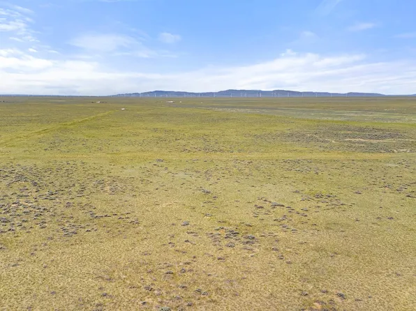 145 Man O War Dr, Medicine Bow, WY 82329