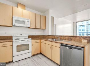 111 N 9th St Unit 707, Philadelphia, PA 19107