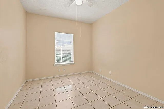 7607 Windsor Oaks — Photo 8