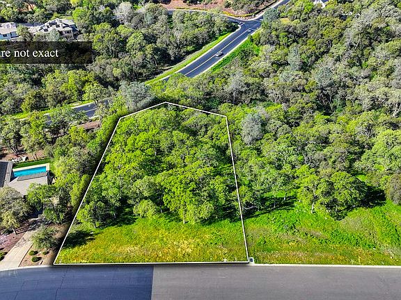 4th image of 4075 Raphael Dr