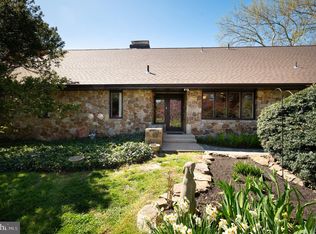 2 Pinecrest Dr, Wilmington, DE 19810