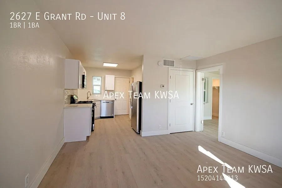 $925- Updated 1 Bed | 1 Bath Unit on E Grant Rd Available! — Photo 1