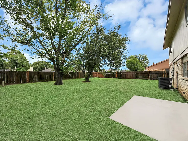16618 Lonesome Quail Dr — Photo 36