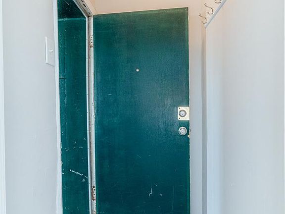 4th image of 3605 W Palmer St #B
