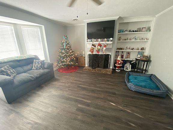 2nd image of 1108 Cabana Dr