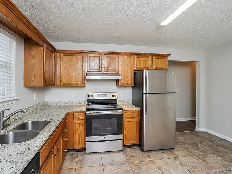 5510 Littleridge Dr — Photo 8