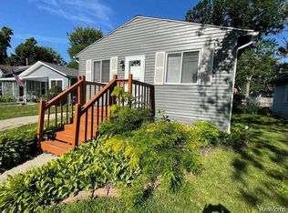 2115 Symes St, Ferndale, MI 48220