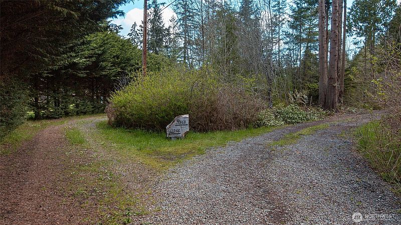 2nd image of 11968 Airport Cutoff Road