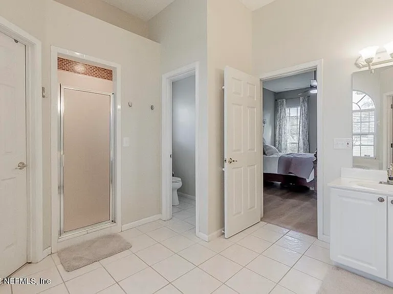 1905 Harbor Island Dr — Photo 25