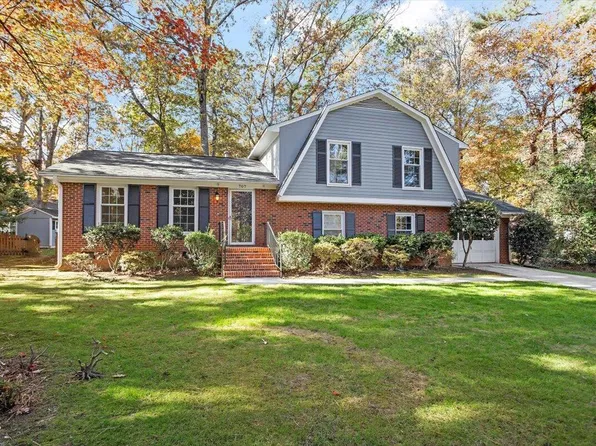 707 Estes Ct, Cary, NC 27511