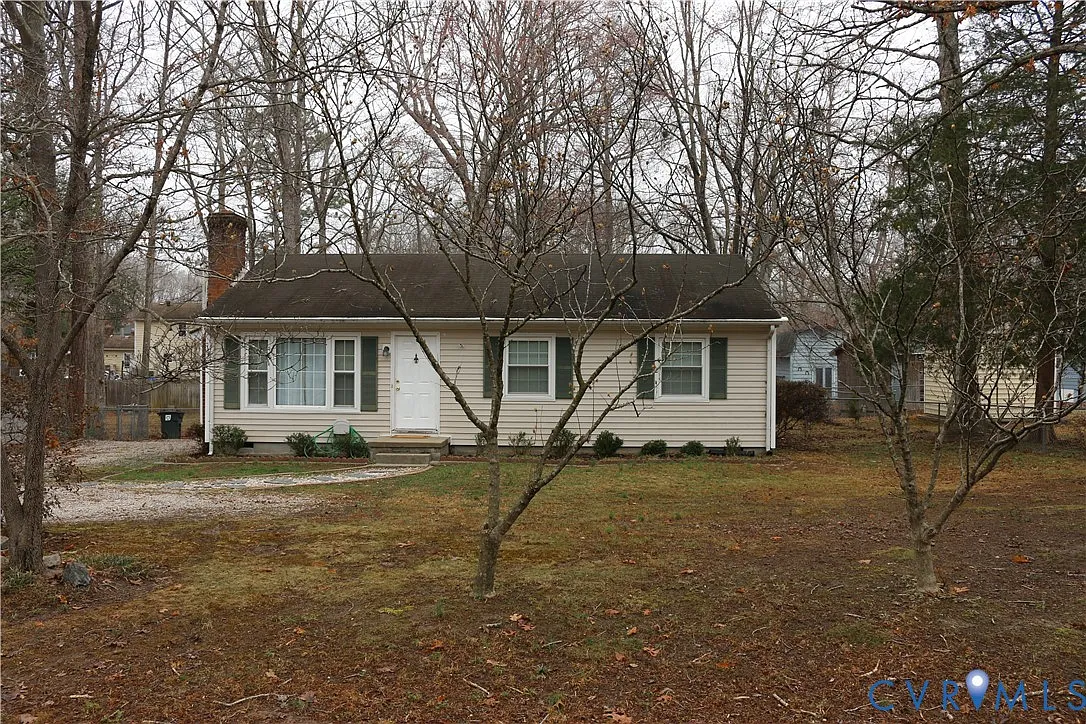 Building Photo - 9906 Family Ln