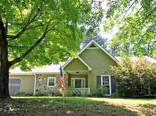 4067 N Shores Dr NW, Acworth, GA 30101