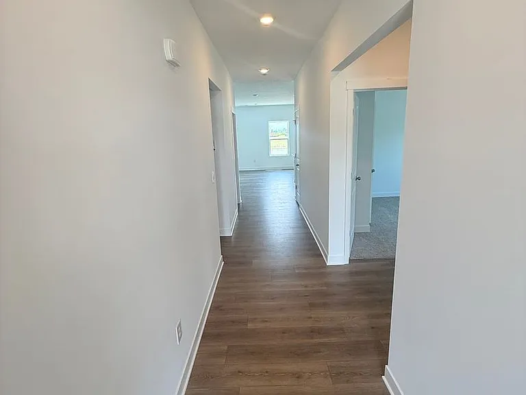 9203 Hemingway Dr — Photo 3