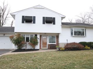 34 Whitman Dr, Red Bank, NJ 07701