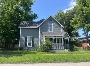 118 E Hendricks St, Shelbyville, IN 46176