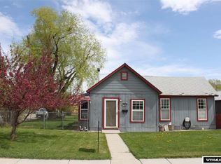 790 Sweetwater St, Lander, WY 82520