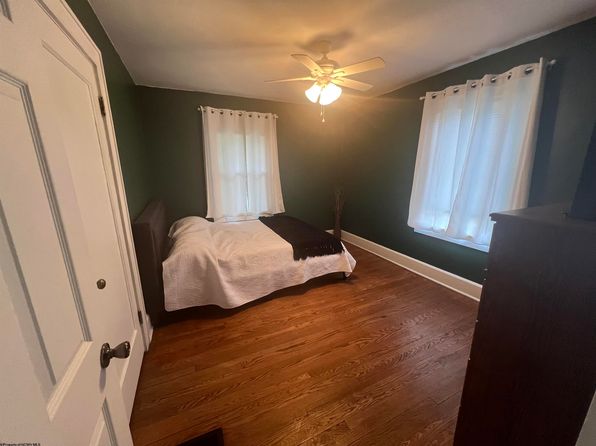 124 Elkins St, Fairmont, WV 26554