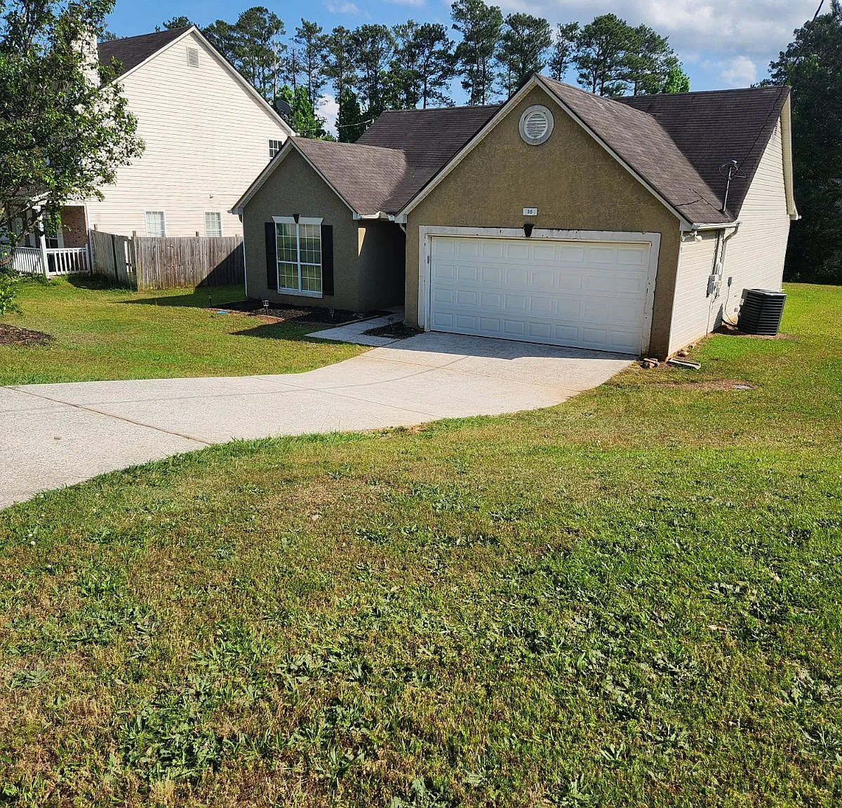 3 bed, 1459 sqft, $1,995 — Photo 2