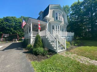 30 Calais Ave, Calais, ME 04619