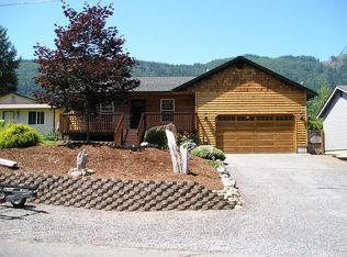 517 Fir Ln, Sedro Woolley, WA 98284