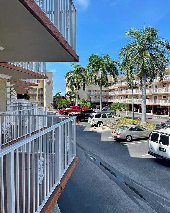 1st image of 1414 BAYSHORE BOULEVARD #313