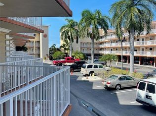 1414 Bayshore Blvd #313, Dunedin, FL 34698