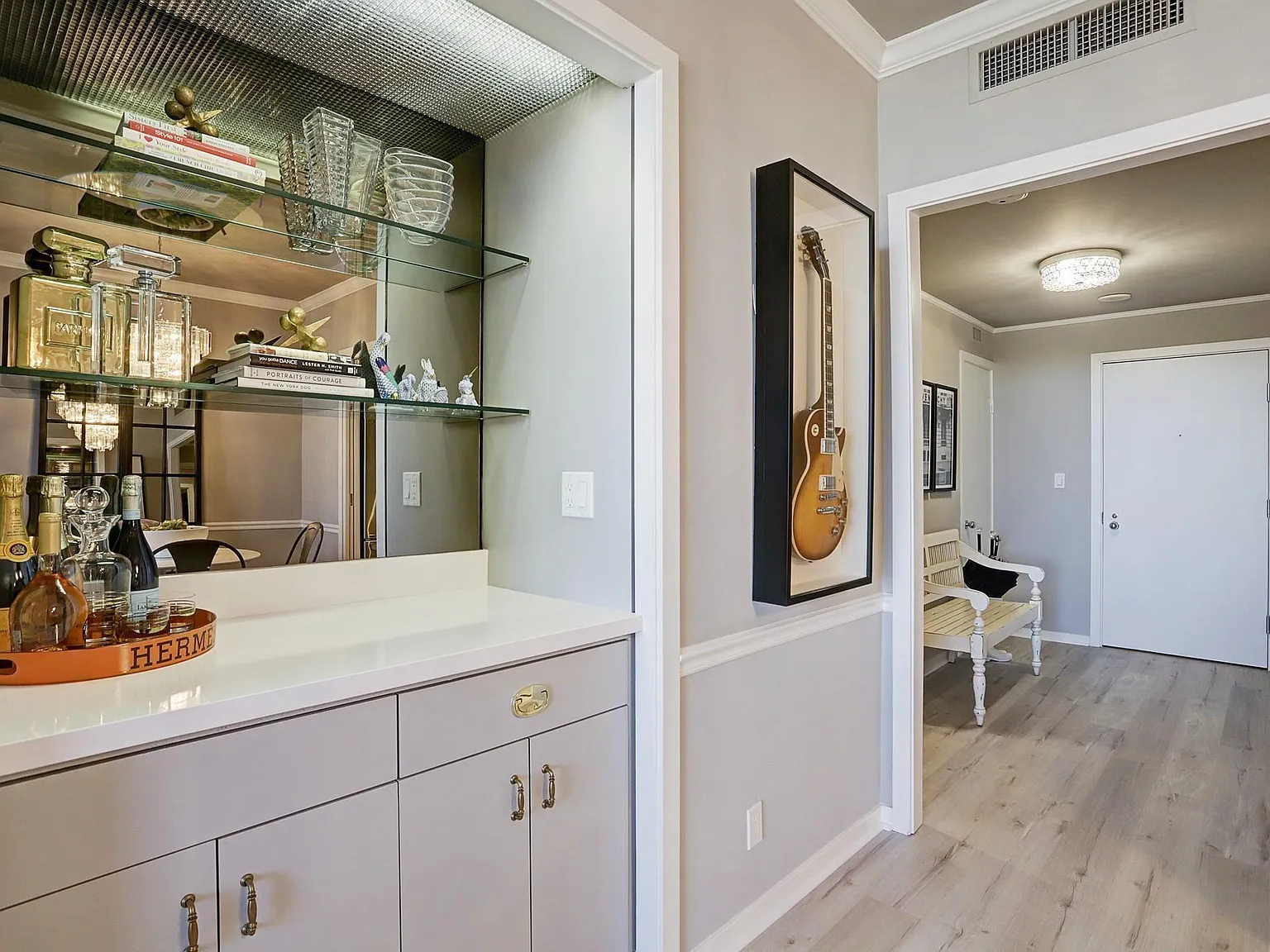 1 bed, 1.5 bath, 1015 sqft, $3,300 — Photo 3