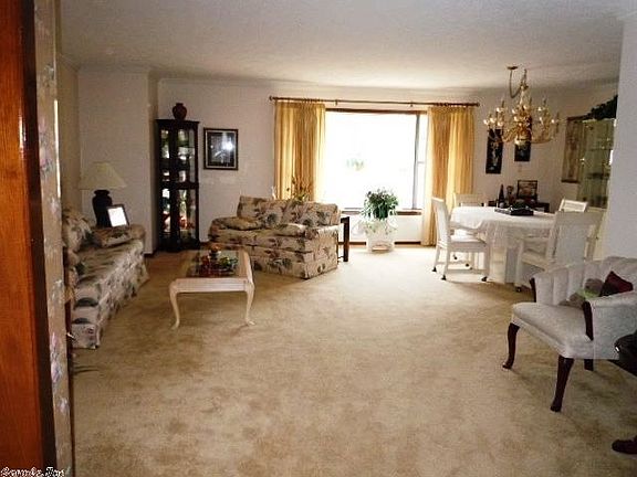 5th image of 431 Mohawk Dr