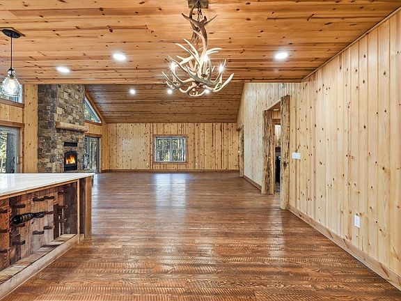 17th image of this home