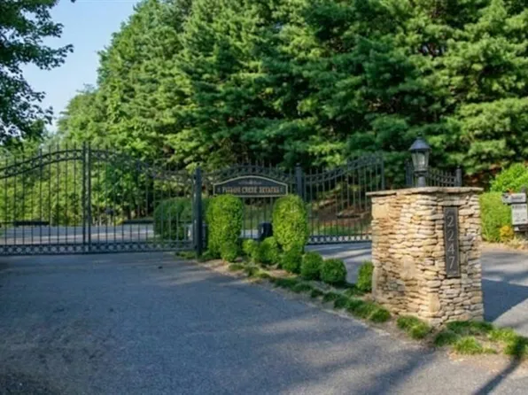237 Stillwater Ln #13, Dawsonville, GA 30534