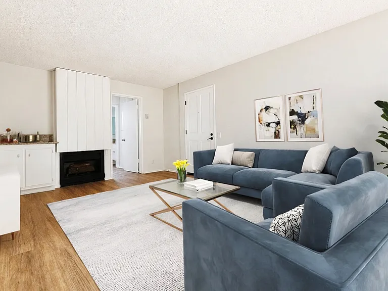 11838 Goshen Ave #7 — Photo 8