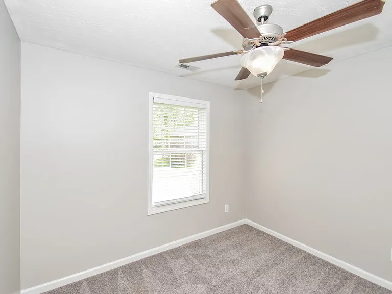144 Centerrock Dr — Photo 14