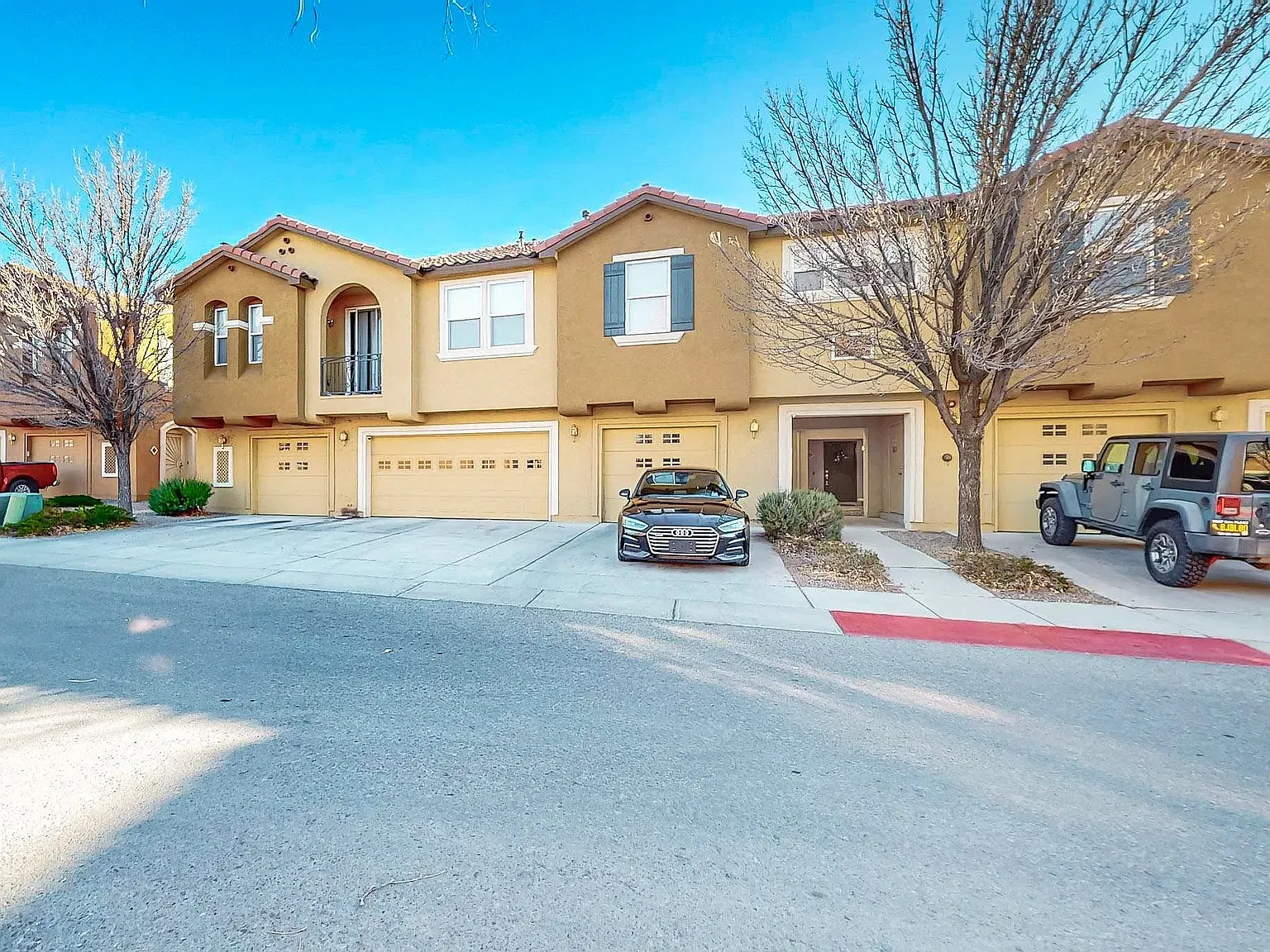 601 Menaul Boulevard Northeast - 2802 — Photo 1