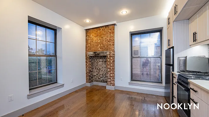 Rented by Nooklyn NYC LLC | media 3